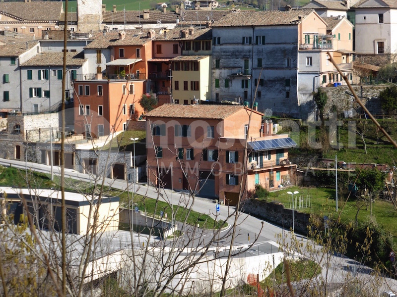 MATELICA, Via Circonvallazione APPARTAMENTINO con terrazzo e garage cod - 1